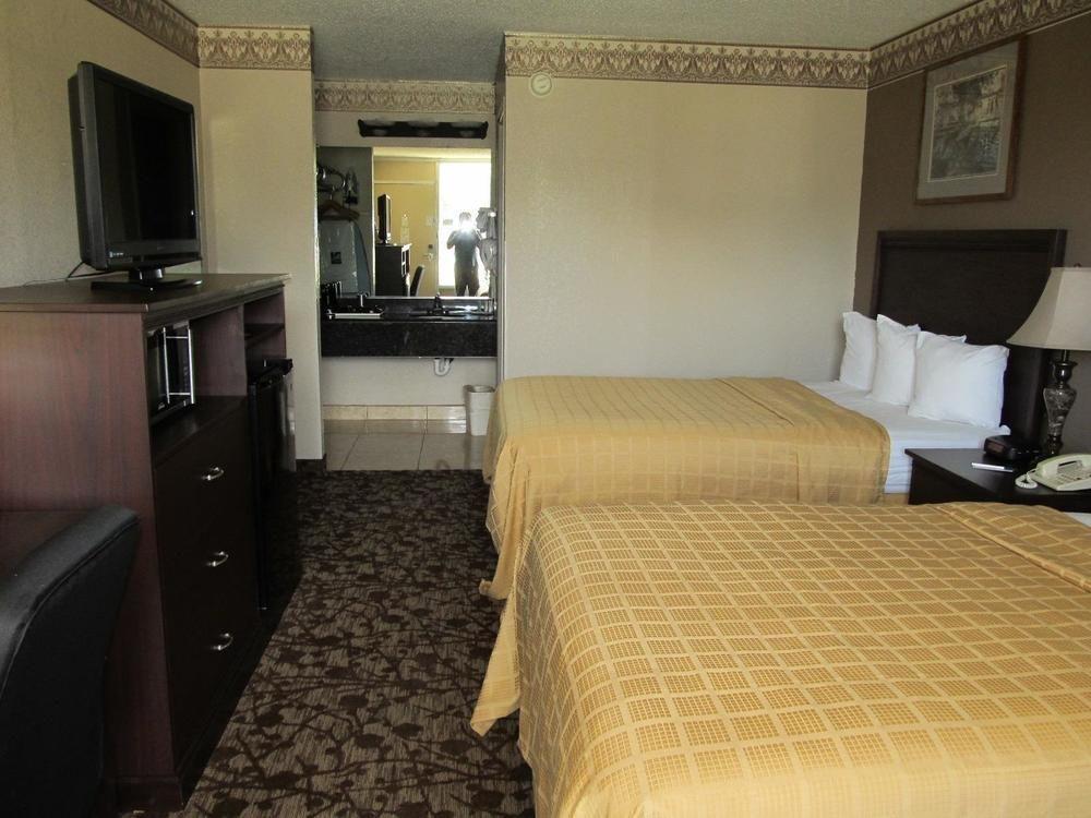 Magnuson Hotel Idabel Bilik gambar