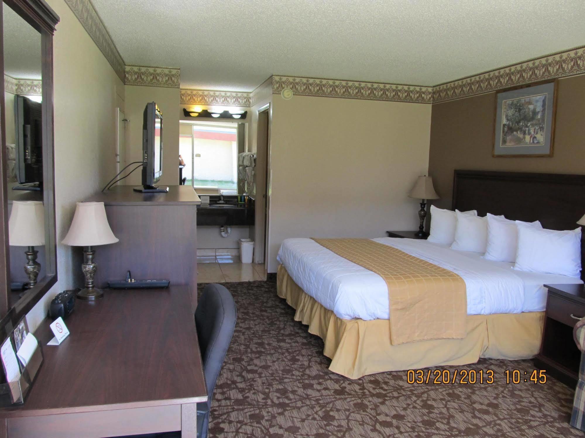 Magnuson Hotel Idabel Luaran gambar