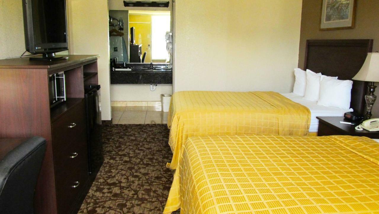 Magnuson Hotel Idabel Luaran gambar